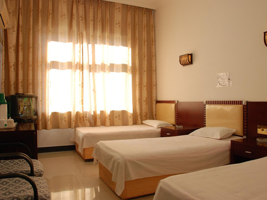 鞍山8号温泉酒店