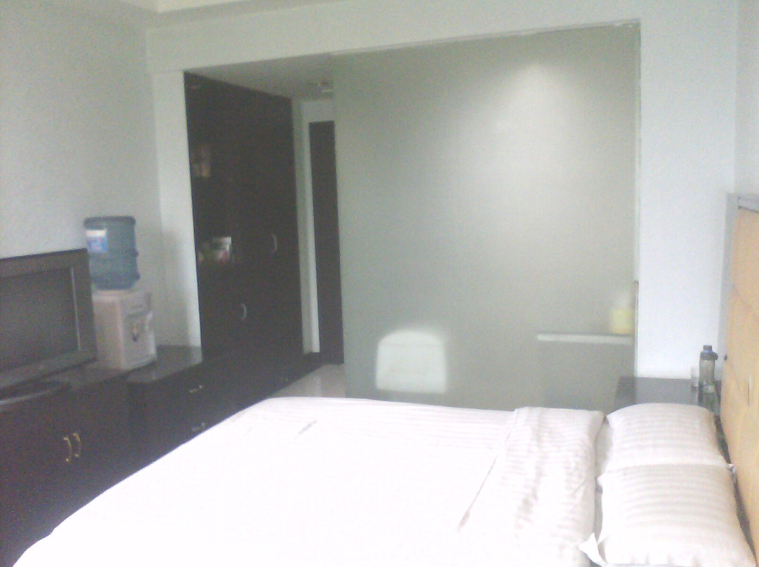 光明中央酒店主图