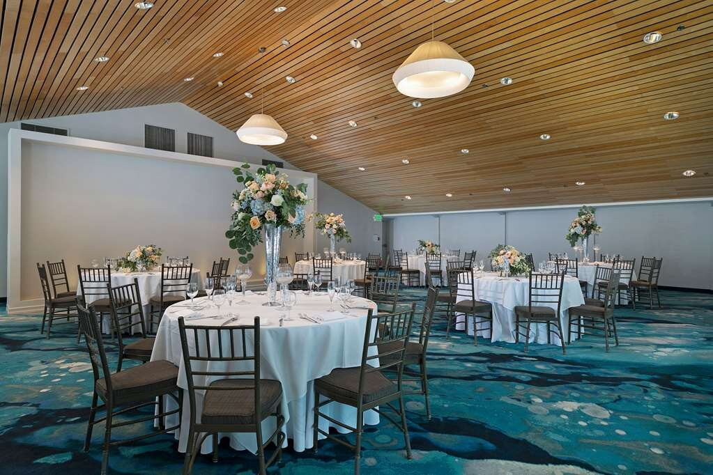 贝拉马酒店主图