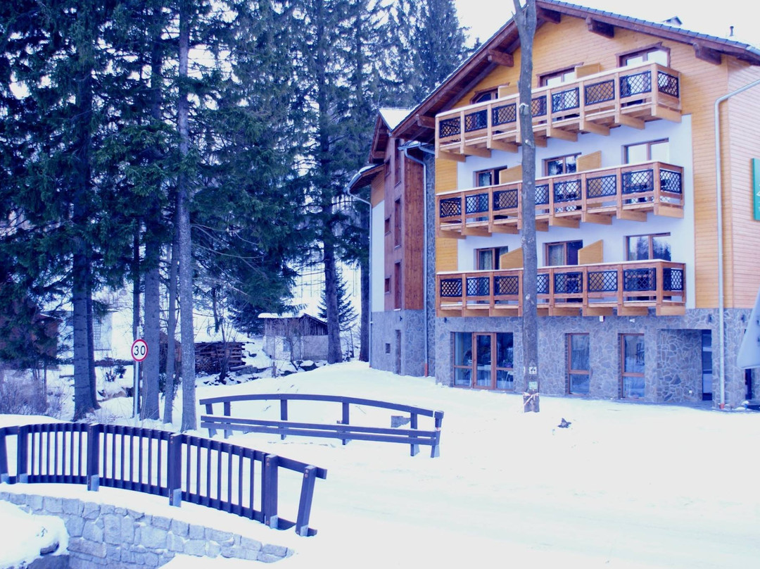 Trzy Sosny Hotel