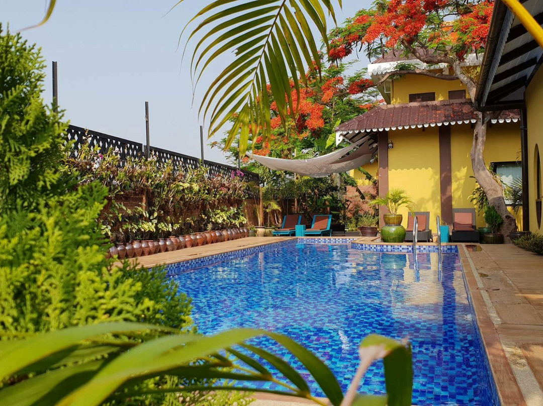 Thanakha Inle Hotel