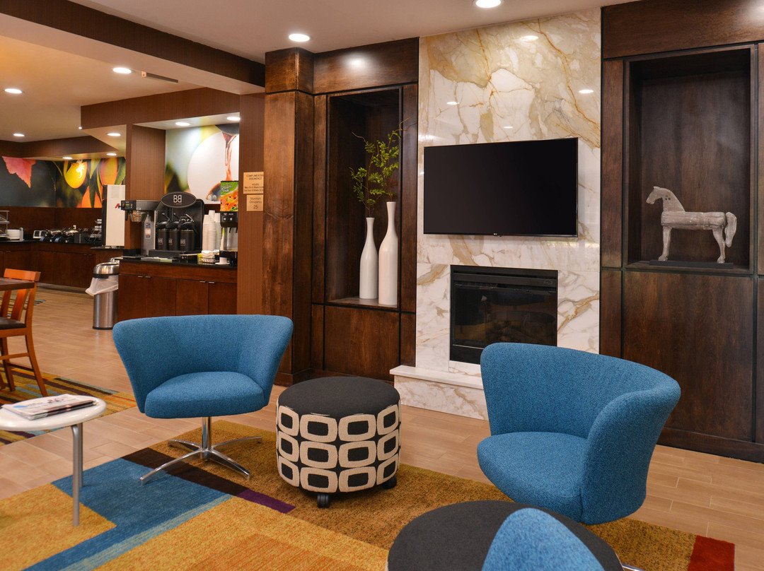 Fairfield by Marriott Inn & Suites Louisville North主图