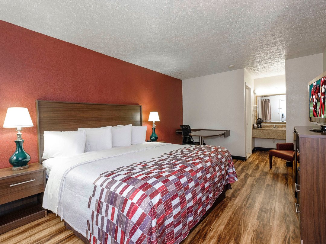 Red Roof Inn Edgewood主图