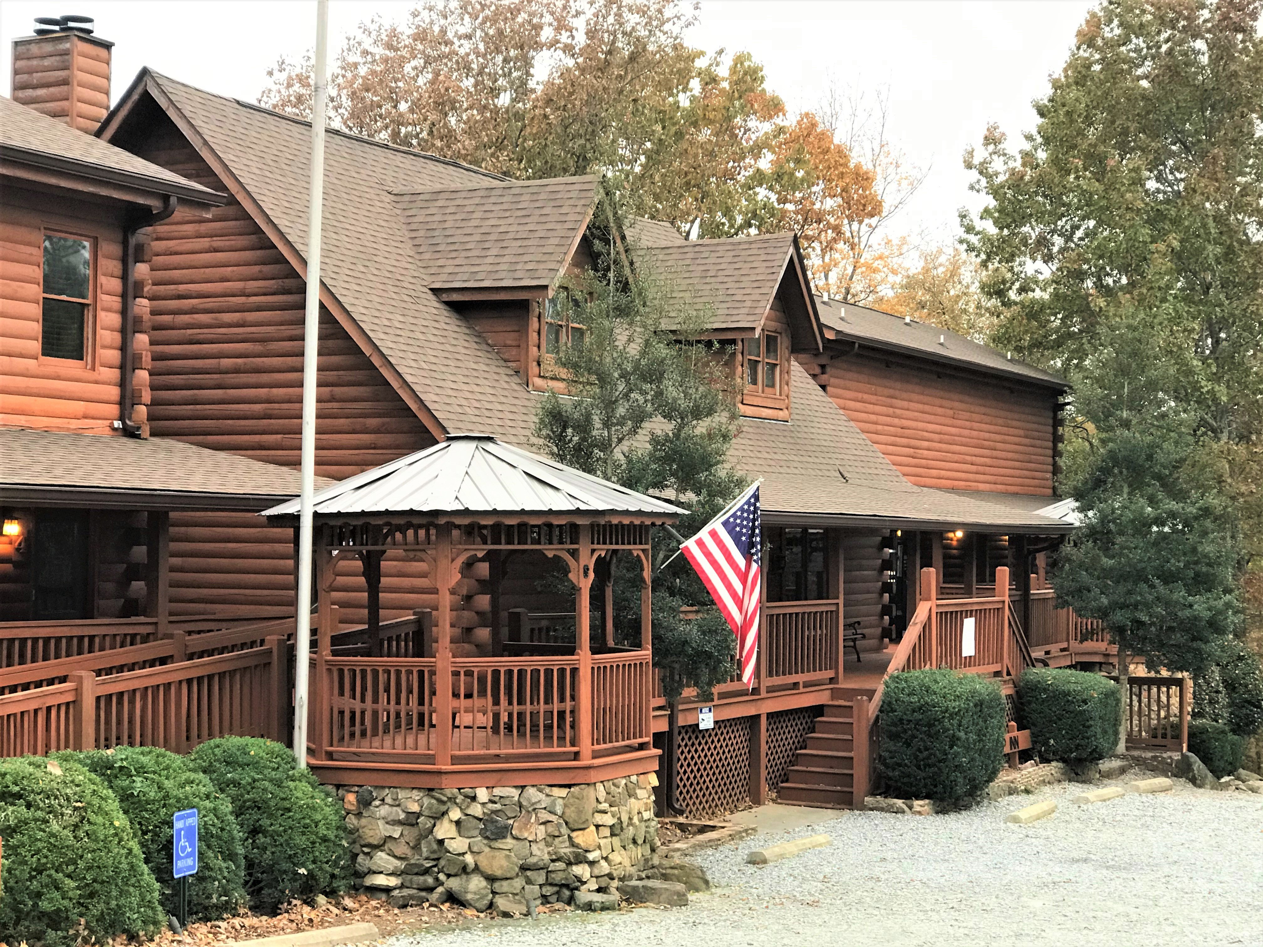 Mountain Top Inn and Resort-官方