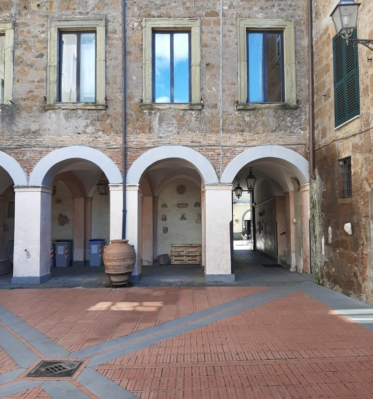 Atrio Comunale-Sutri必去景点