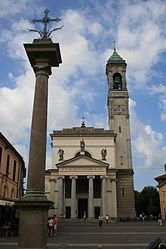 Monumento Della Croce Della Peste景点图片
