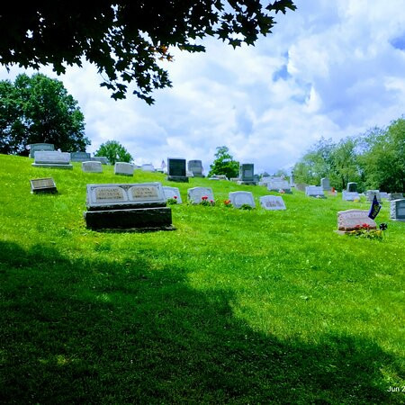 Irwin Union Cemetery景点图片