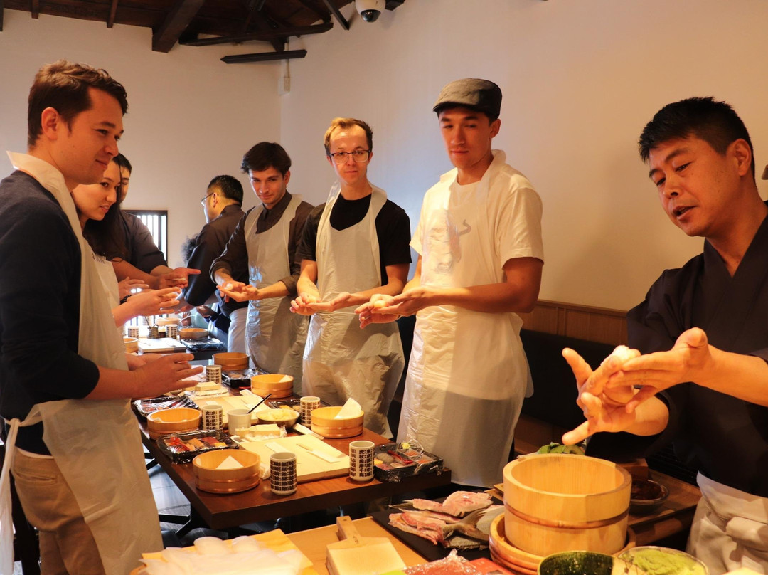 Tsukiji Sushi OMAKASE