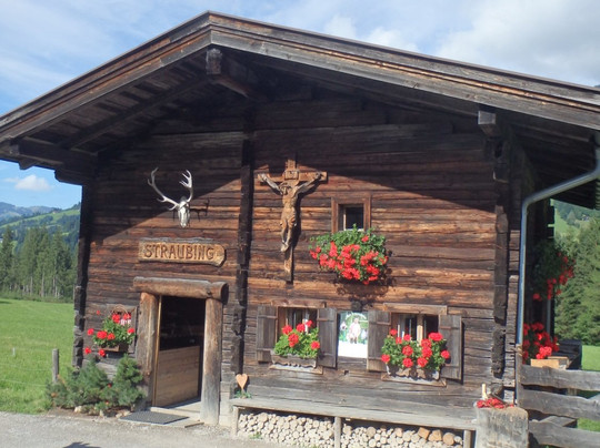 Kelchsau餐馆和美食-Kasealm Straubing