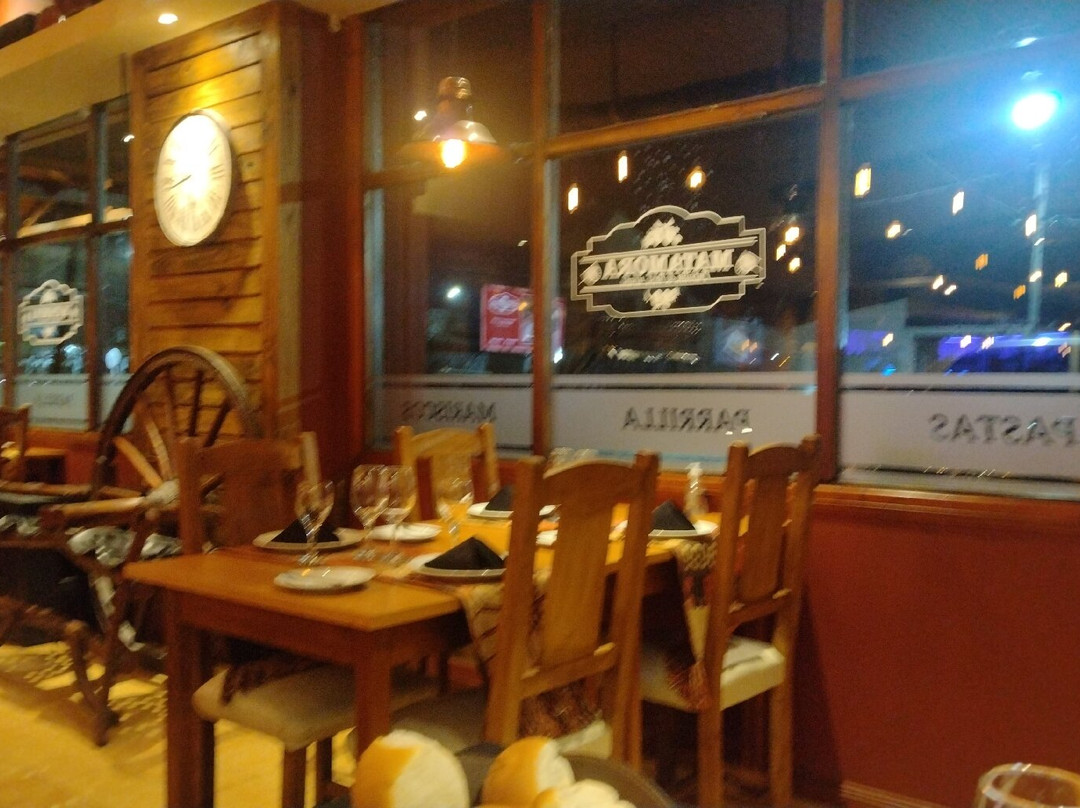 Matamora Parrila y Restaurante