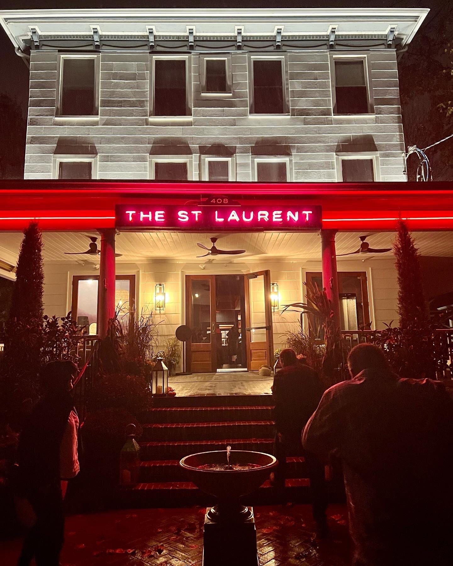 The St. Laurent Social Club & Guest Rooms-官方
