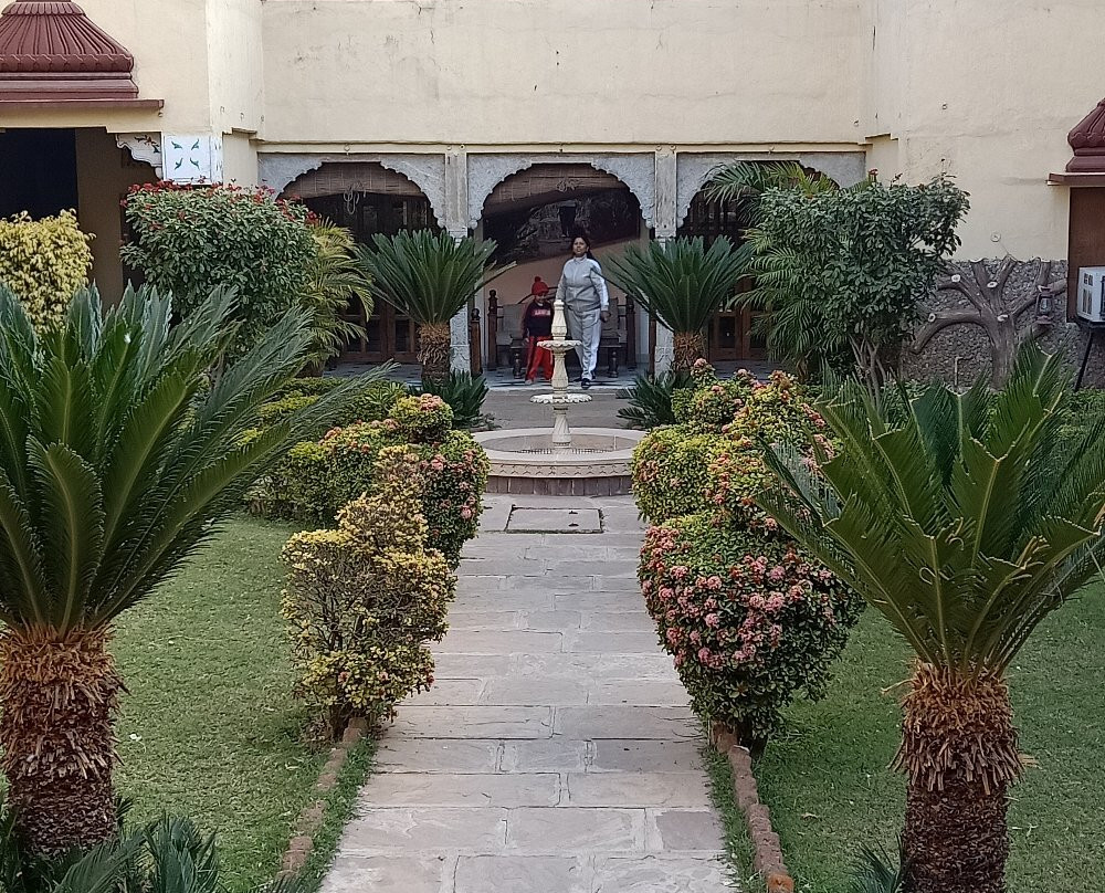 Ishwari Niwas Palace主图