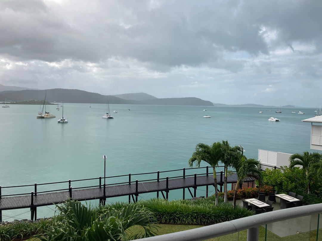 马瑞拿海滨酒店主图