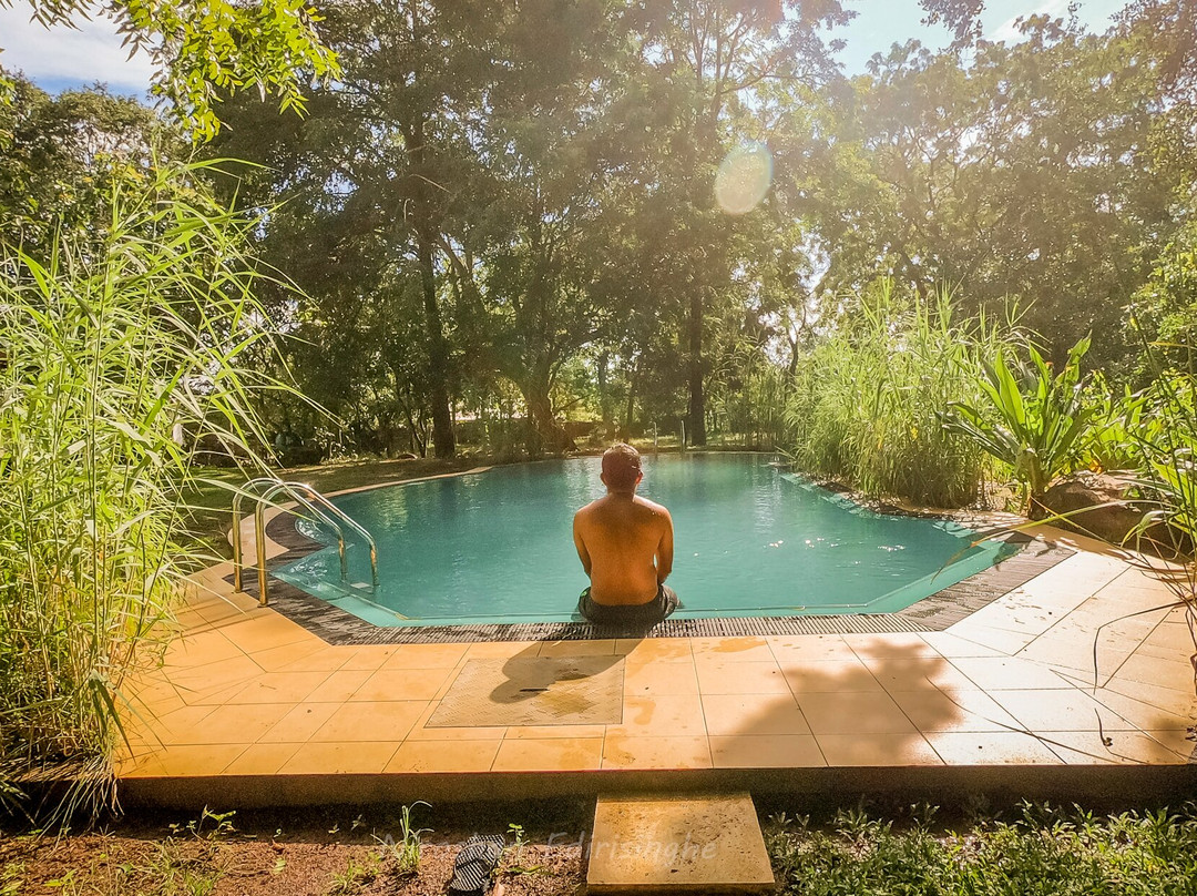 萨拉伊村酒店主图