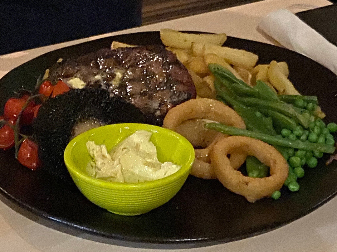 Pier House Hotel主图