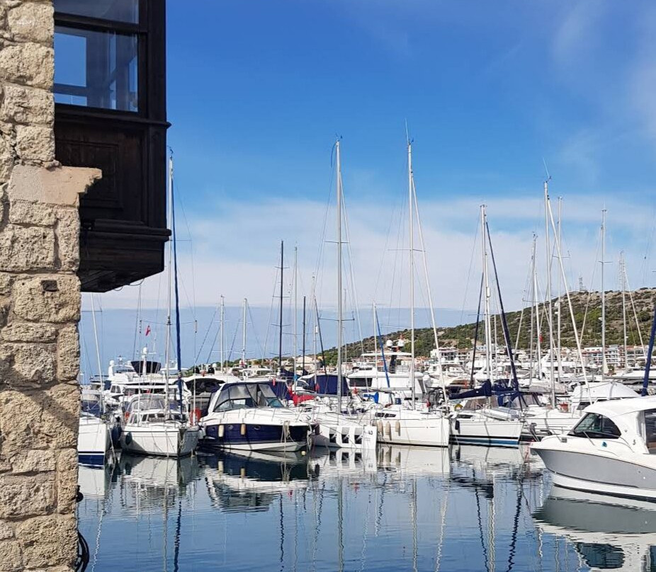 Cesme Marina景点图片