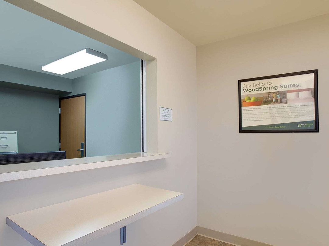 WoodSpring Suites Baton Rouge主图