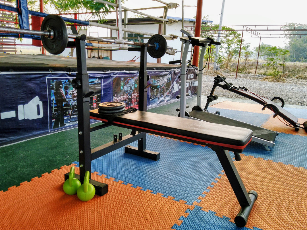 Nawaphol Muay Thai Gym景点图片