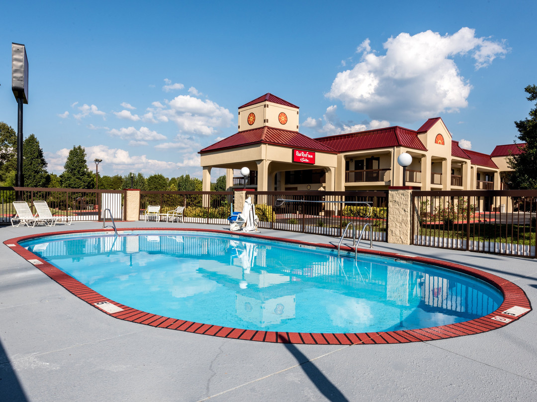 Red Roof Inn & Suites Clinton主图