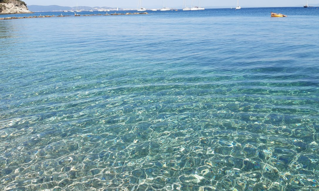 Cavo Beach景点图片