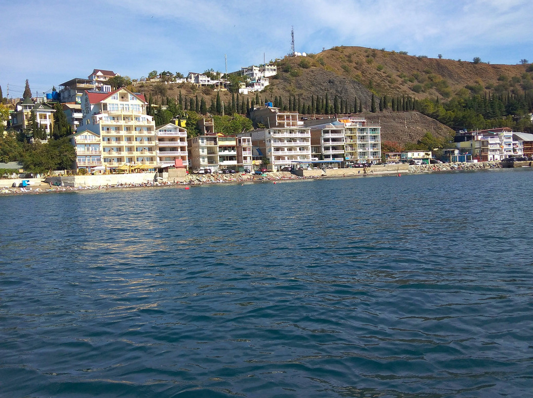 Angi Guest House
