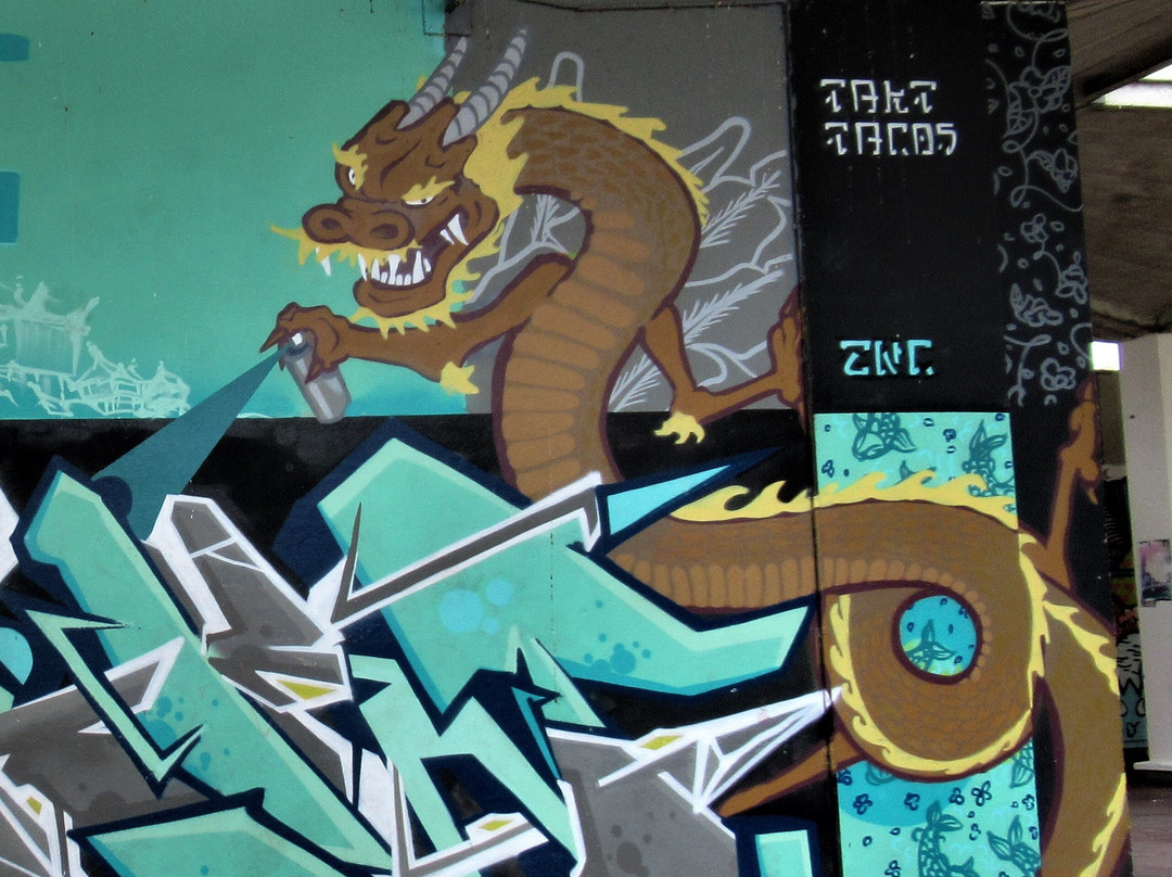 Fresque "le Dragon"景点图片
