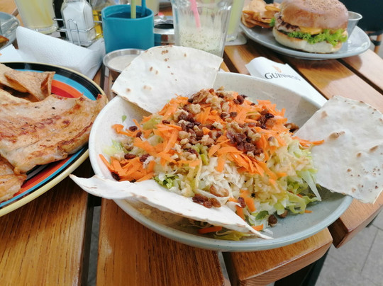 Zig Zag Pub-康斯坦萨必去景点