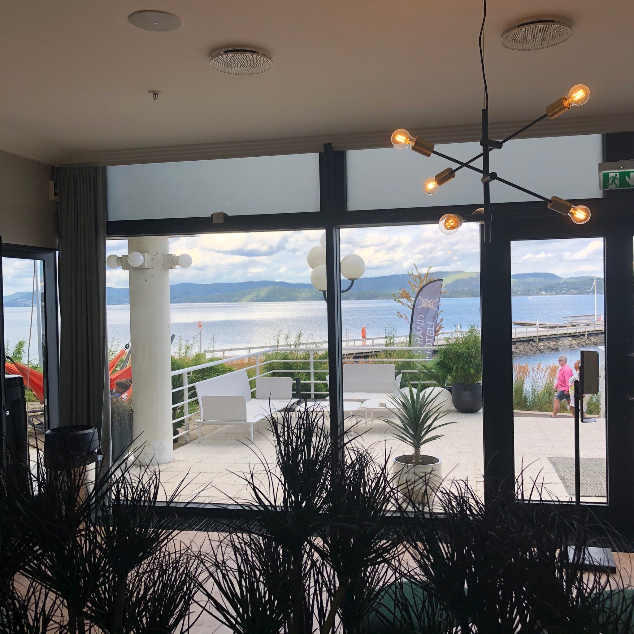 Holmestrand Fjordhotell-官方