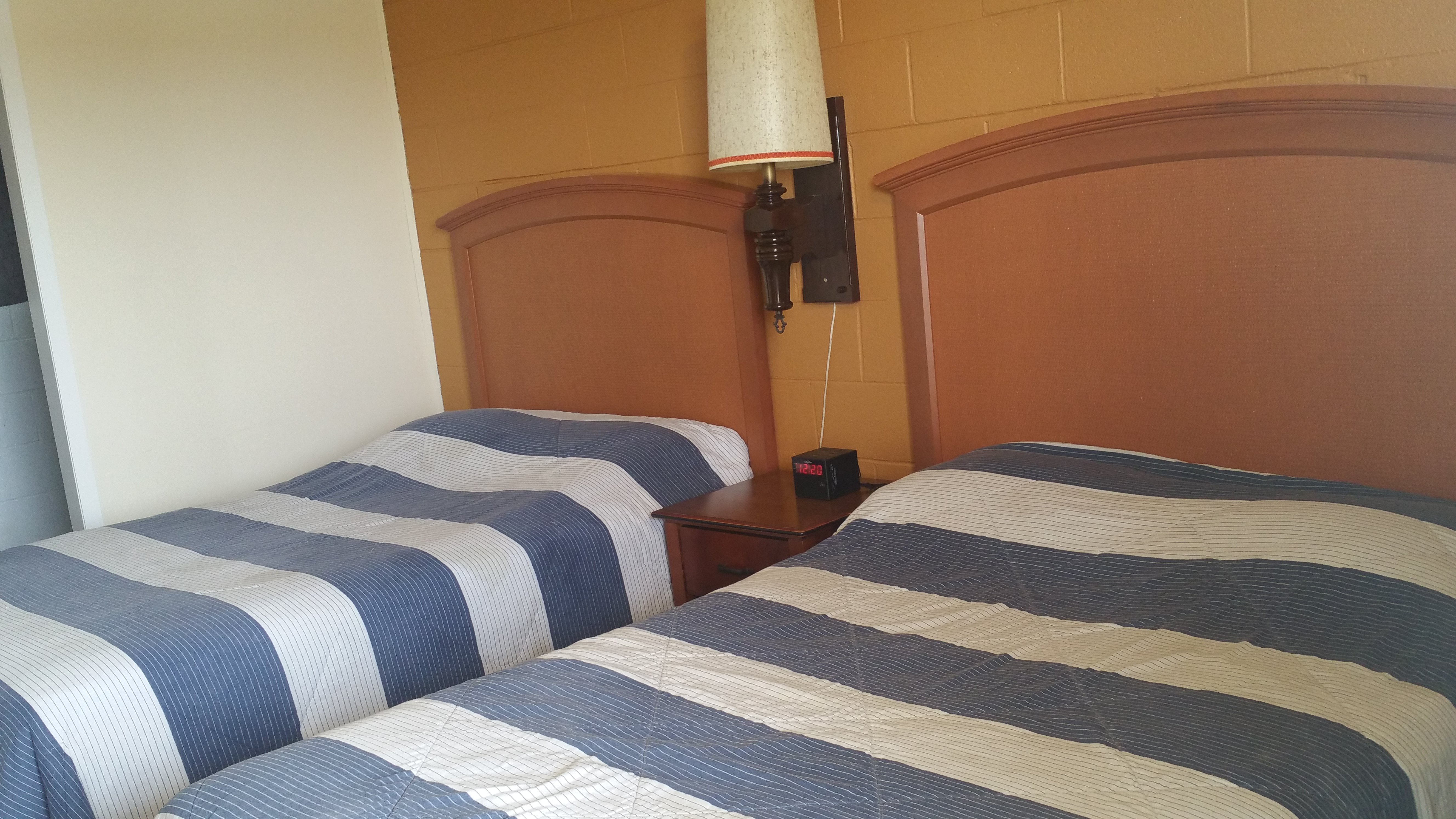Thunder Bird Motel-官方