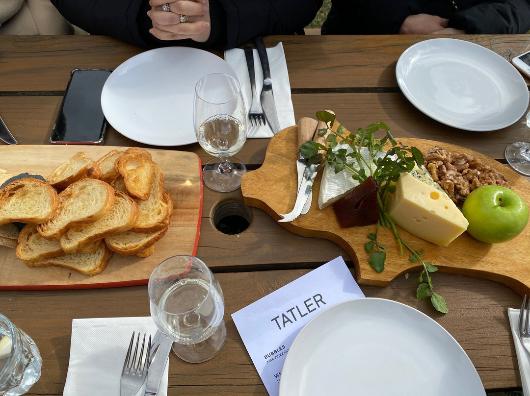 Tatler Wines景点图片
