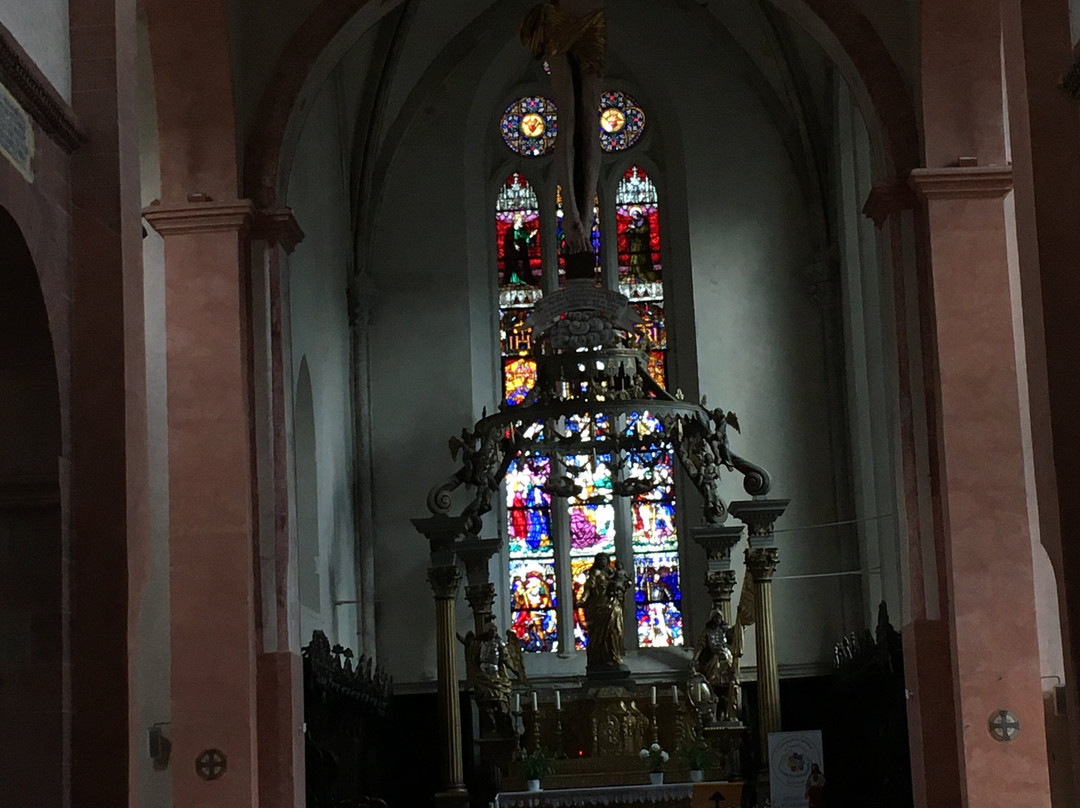 Collegiale Saint Michel et Saint Gangolphe-Lautenbach必去景点
