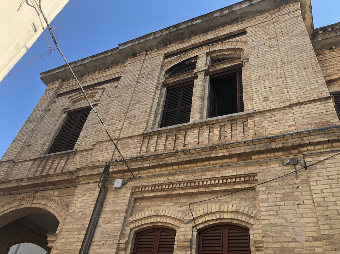 Palazzo Passamonti景点图片