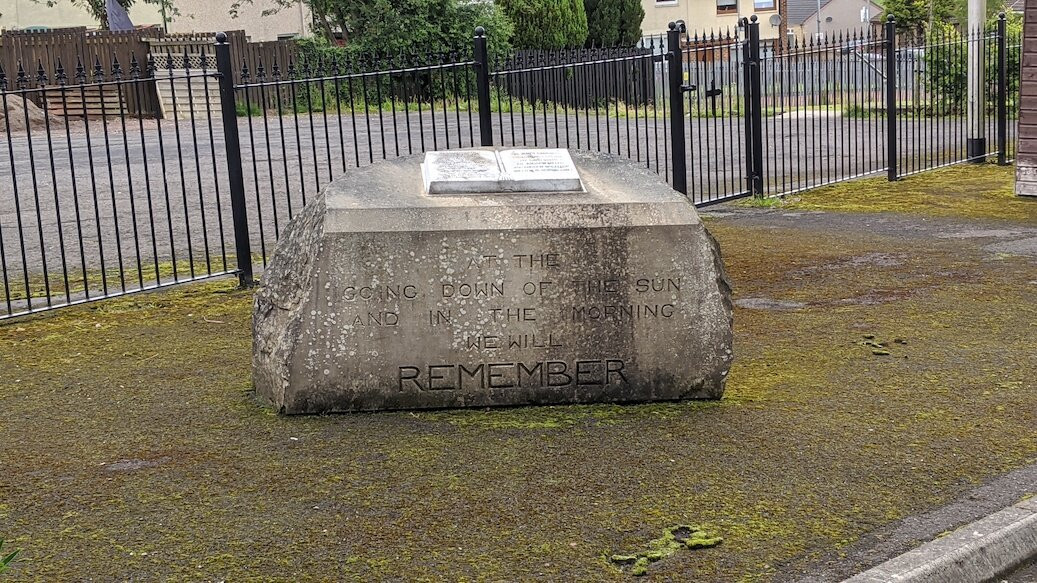 Allanton War Memorial-Allanton必去景点