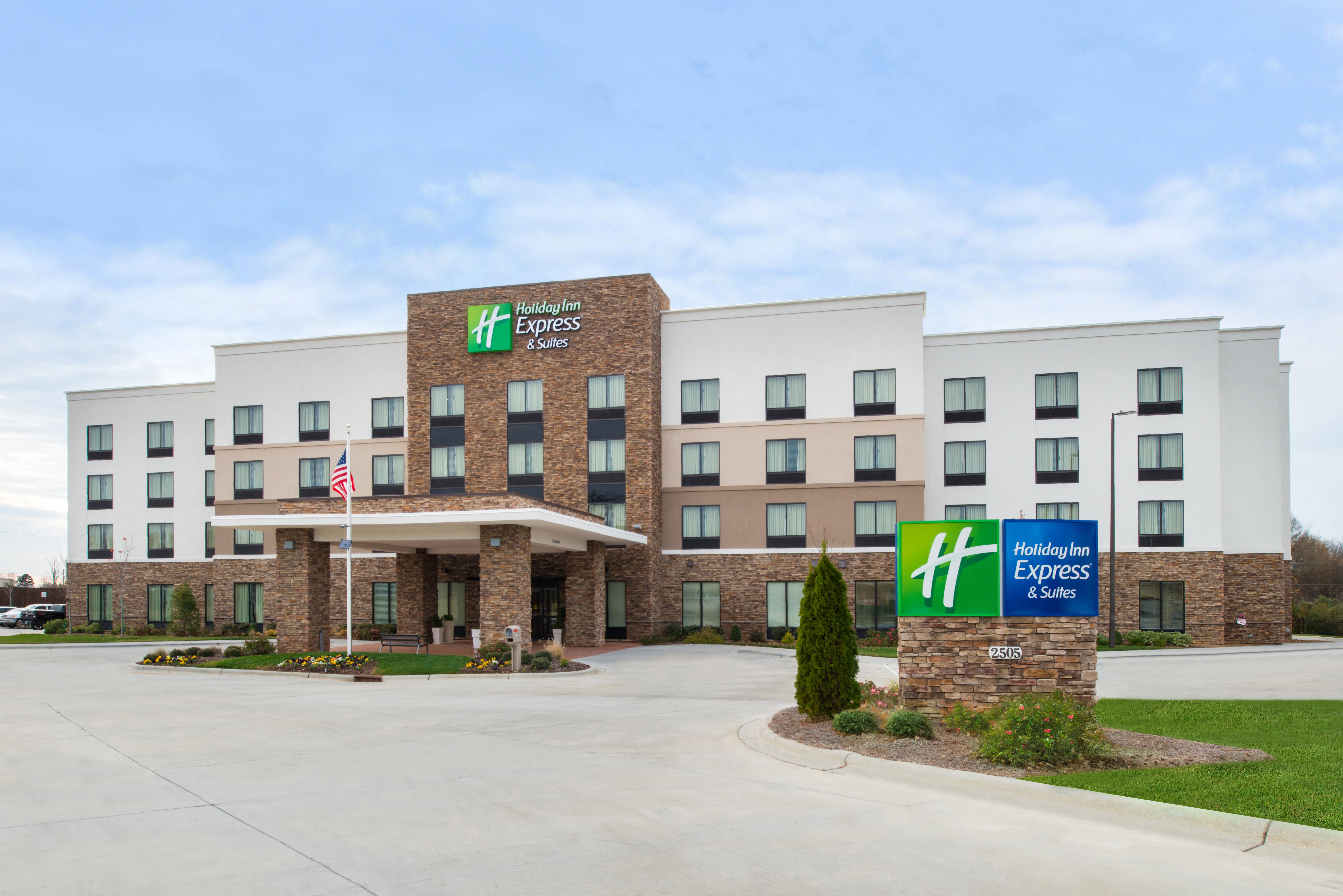 Holiday Inn Express & Suites Monroe By IHG-官方