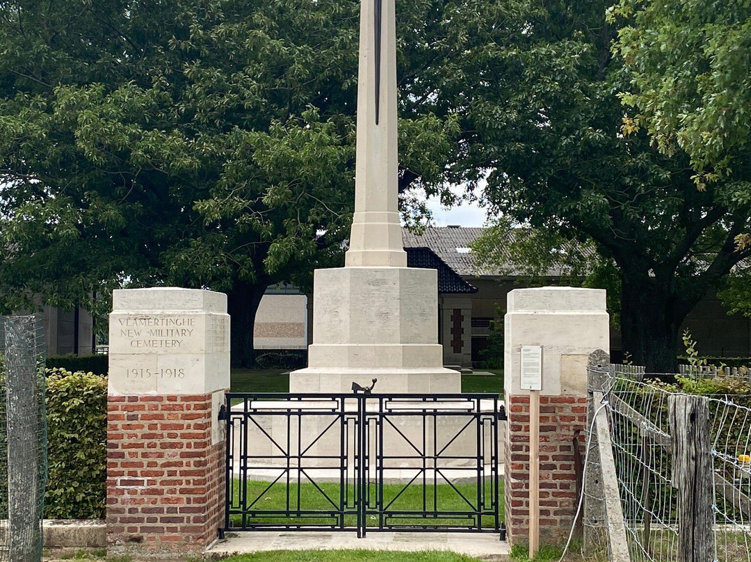 Vlamertinghe New Military Cemetery景点图片