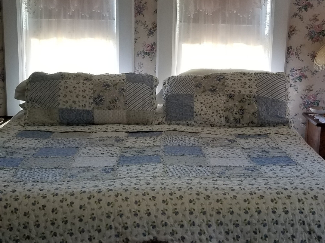 A Night to Remember B & B主图