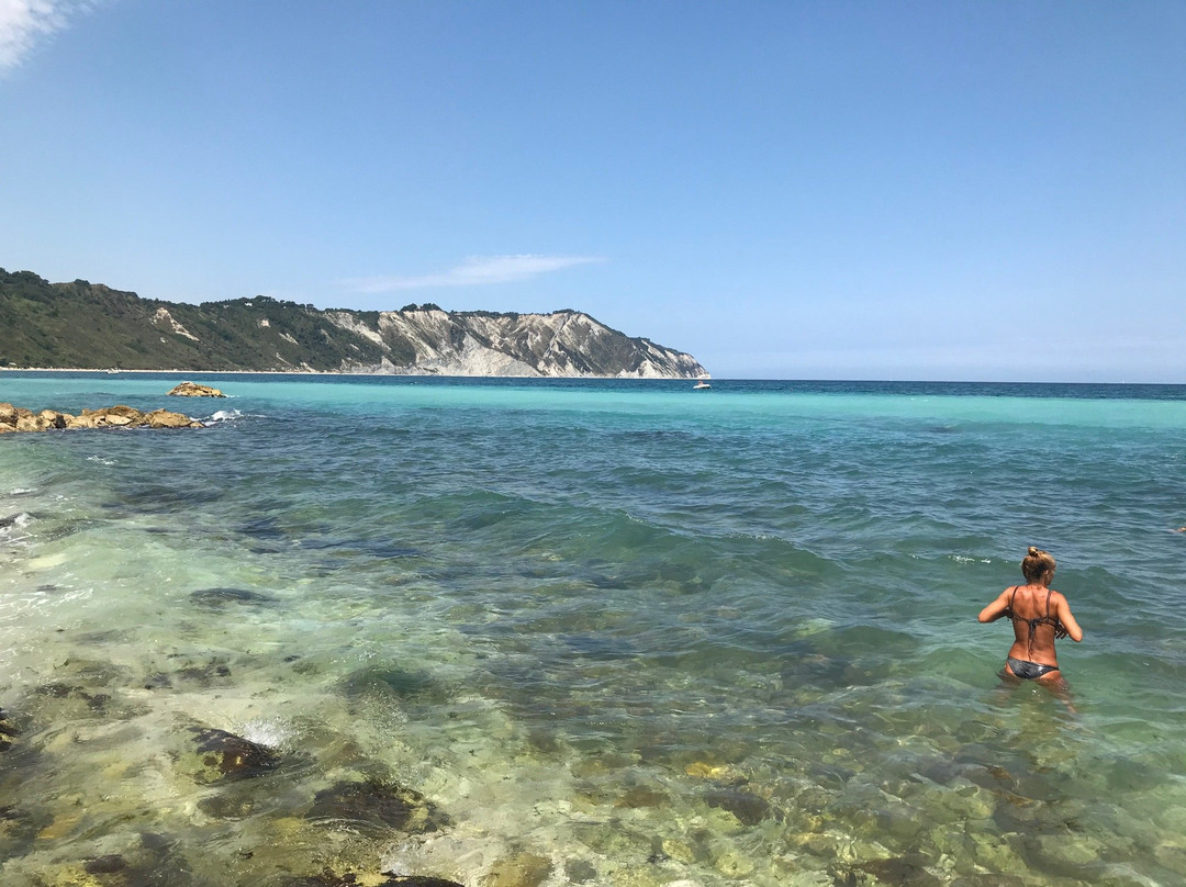 福缇诺那波里昂义科酒店主图