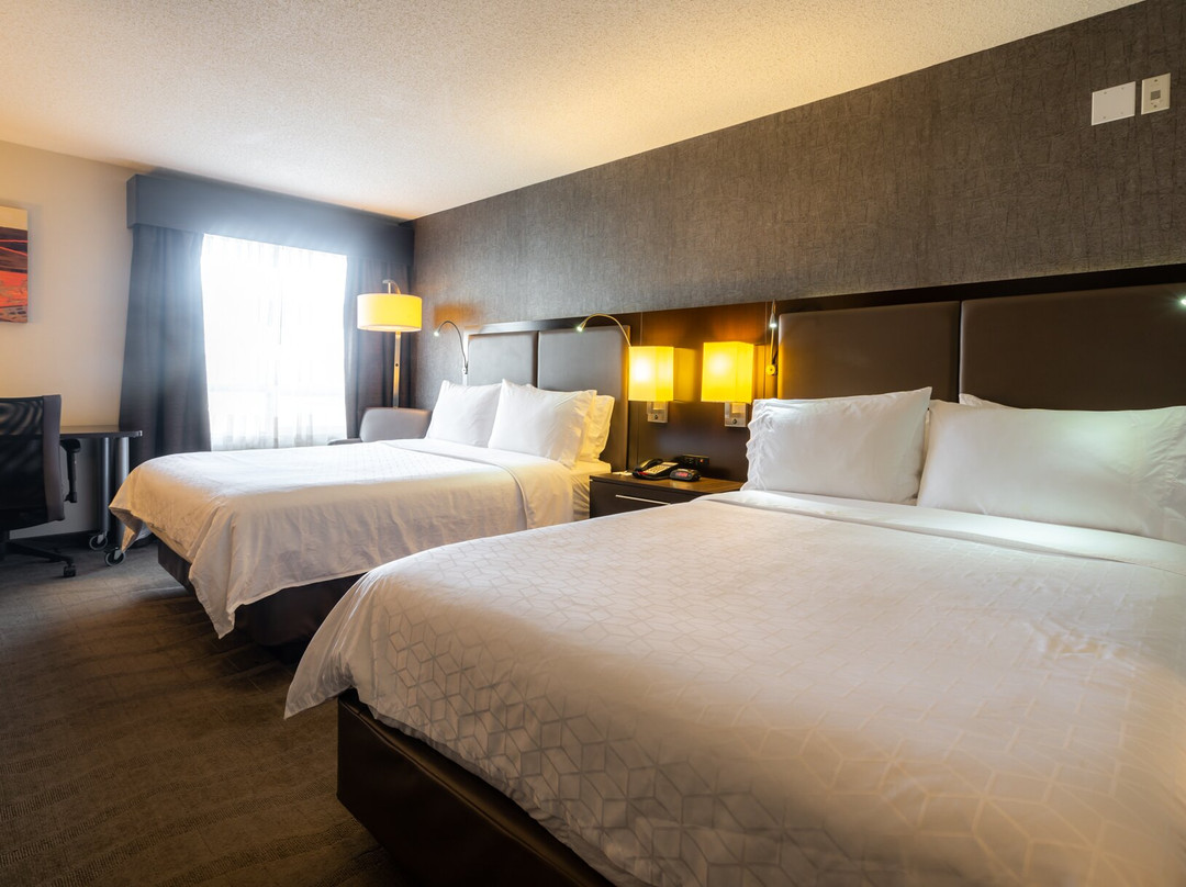 Holiday Inn Express & Suites Edmonton-international Airport By IHG主图
