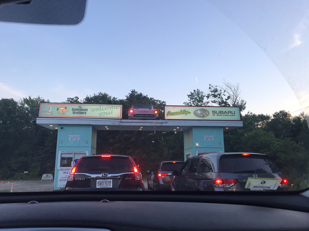 Mendon Twin Drive-In-Mendon必去景点