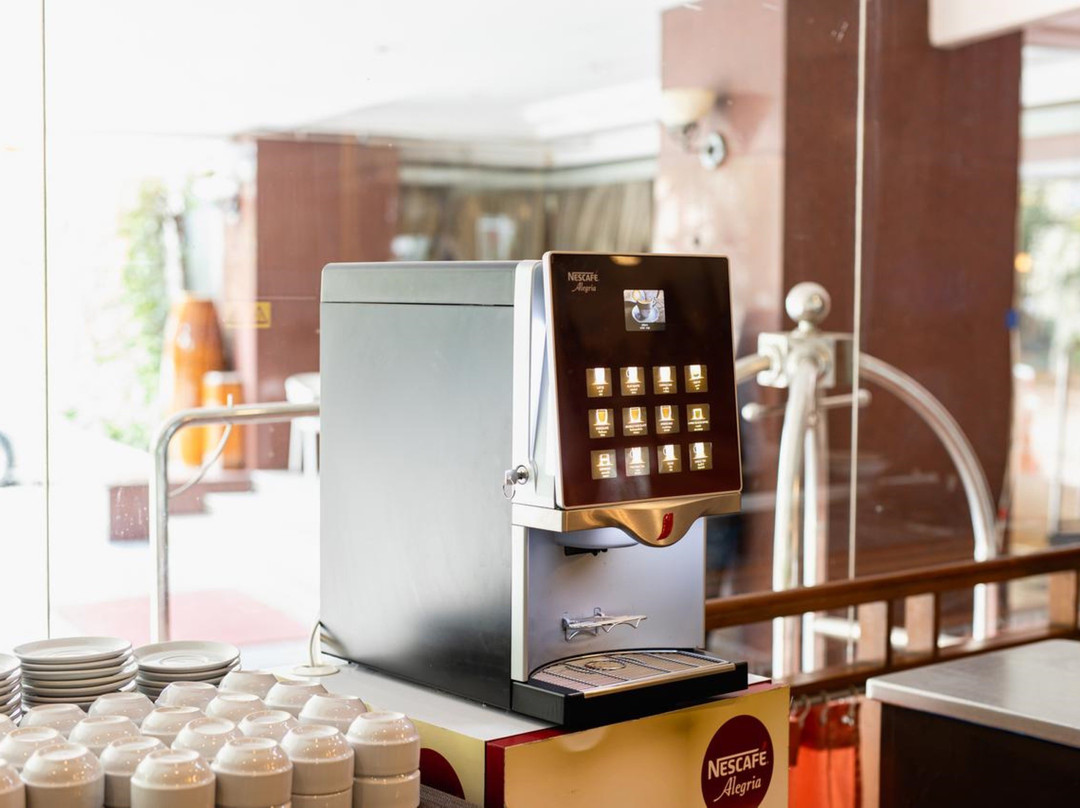 暖武里府宮大酒店主图