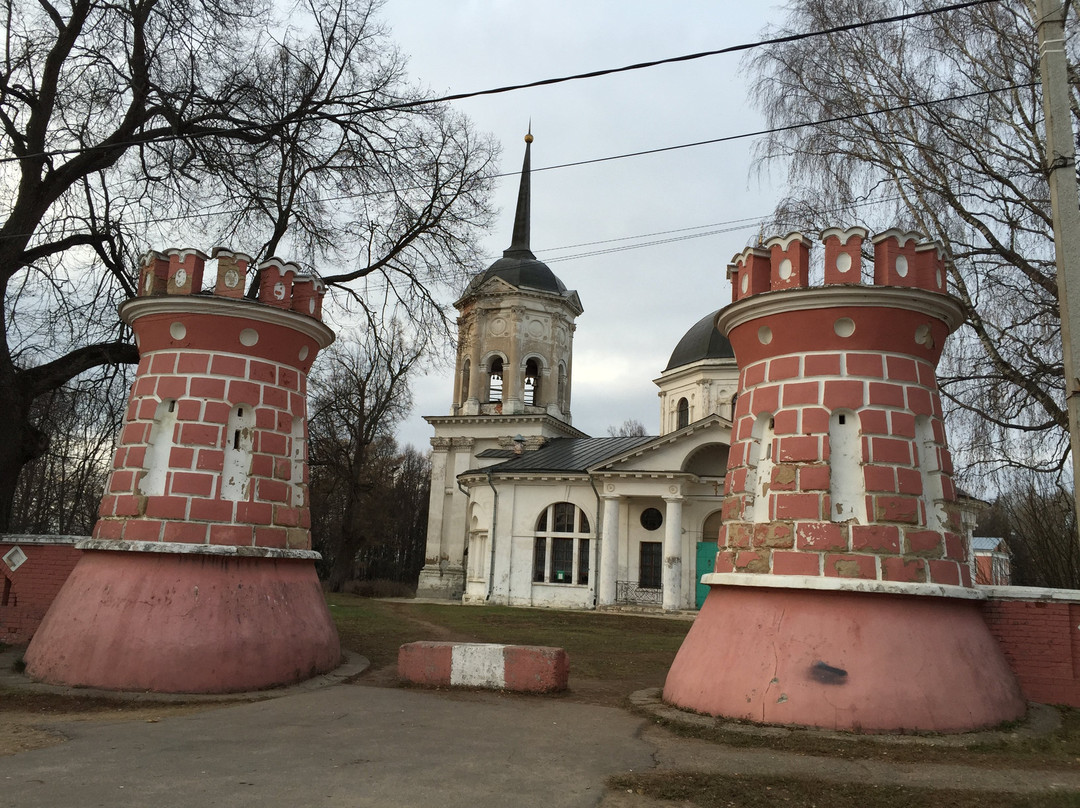 Usad'ba Chernyshevykh景点图片