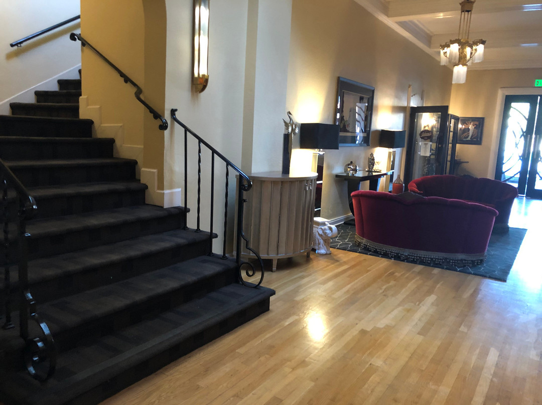 Mount View Hotel & Spa主图