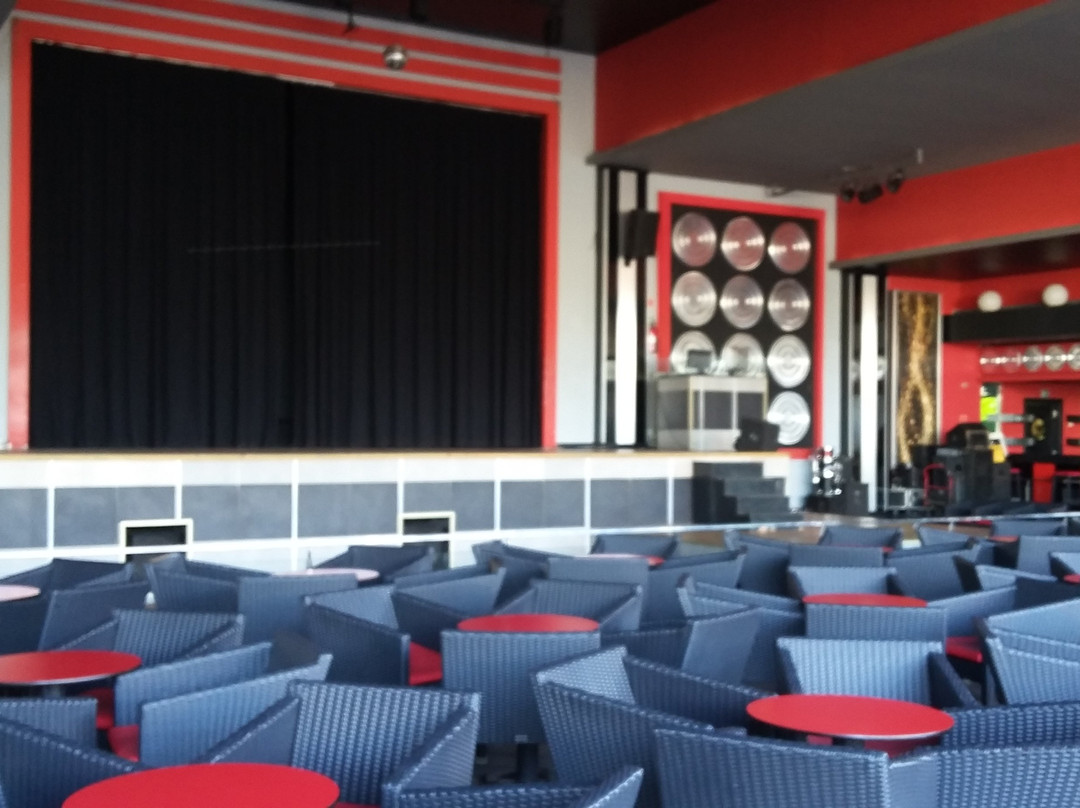 尼哥瑞尔悦宜湾酒店主图