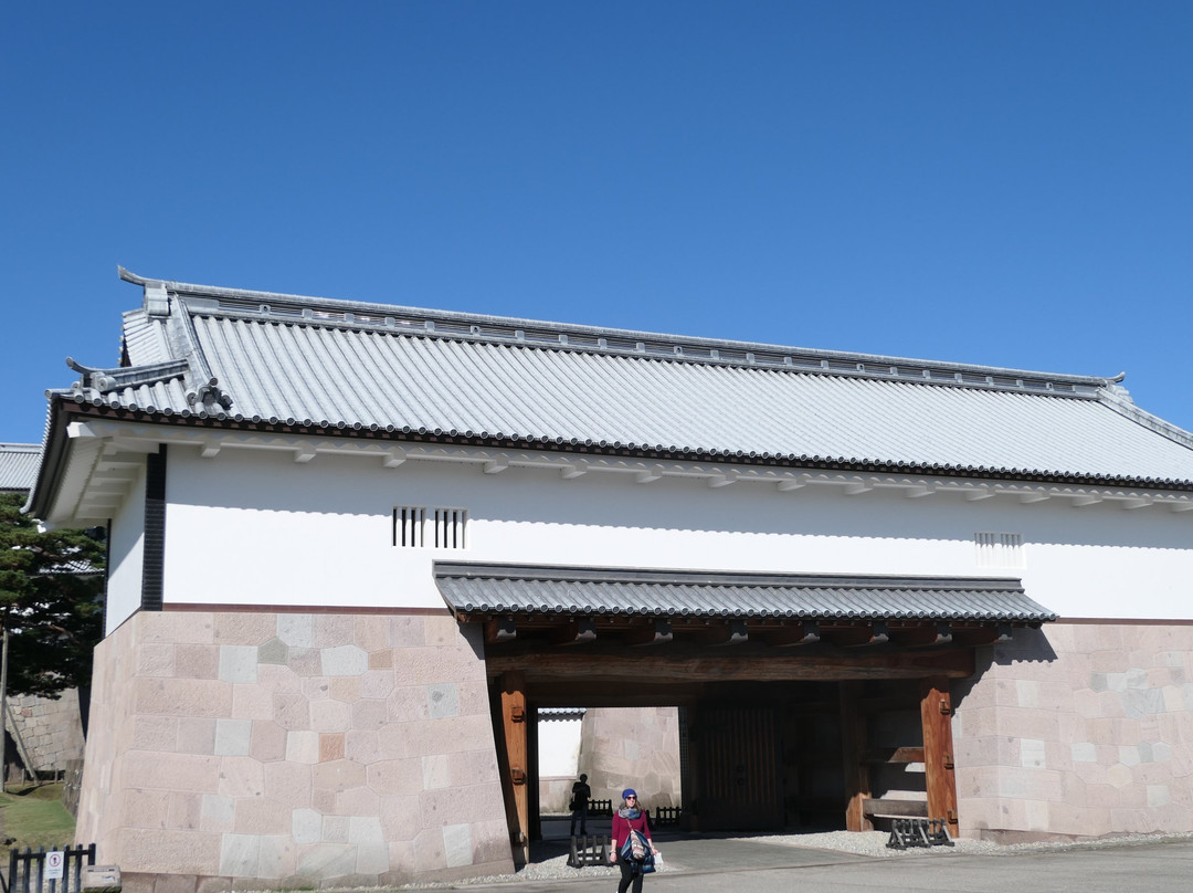 Kanazawa Castle Kahoku-mon Gate-金泽市必去景点