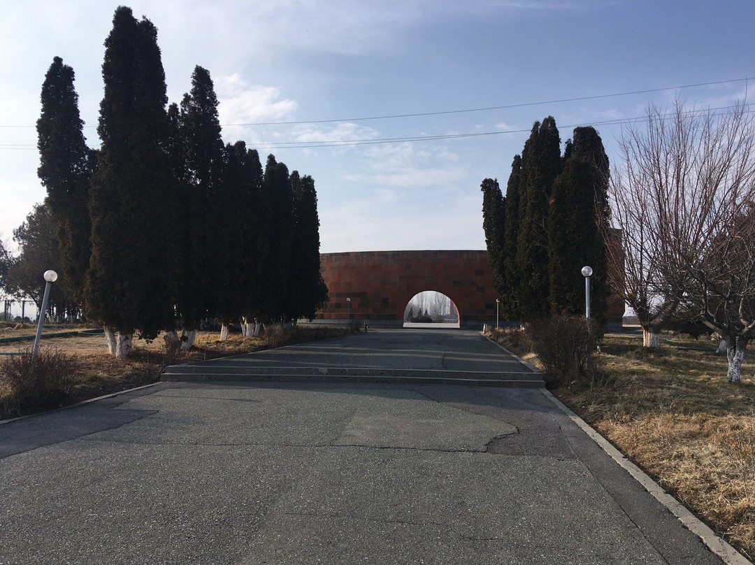 Sardarapat Memorial景点图片