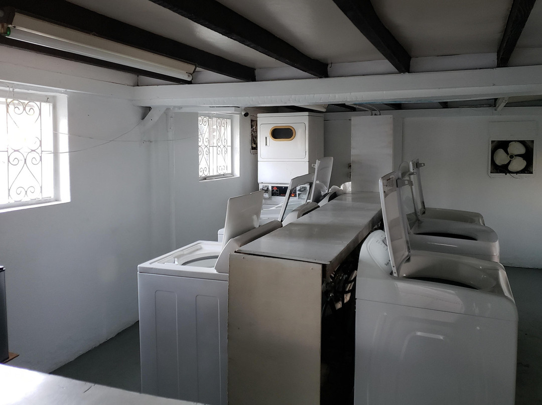 South Coast Laundromat-Worthing必去景点