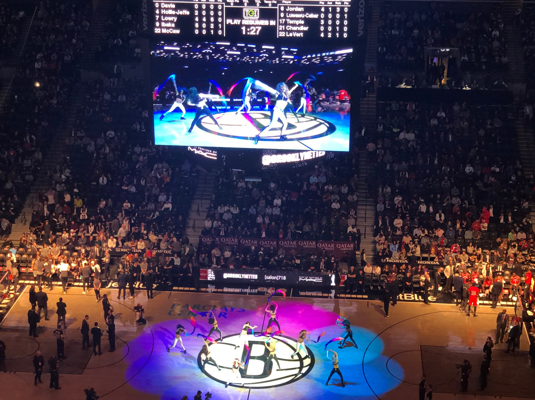 Barkley Square Dog Park-迪兰必去景点