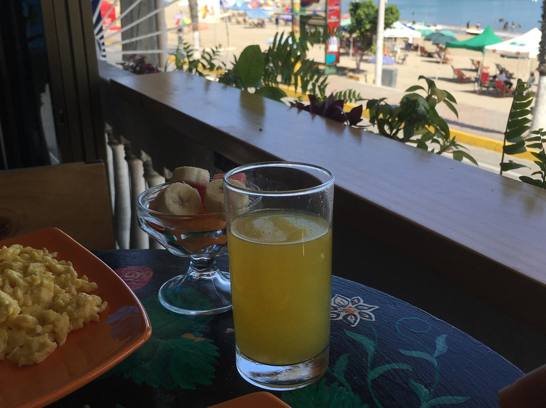 Chescos Hotel & Hostel Restobar主图