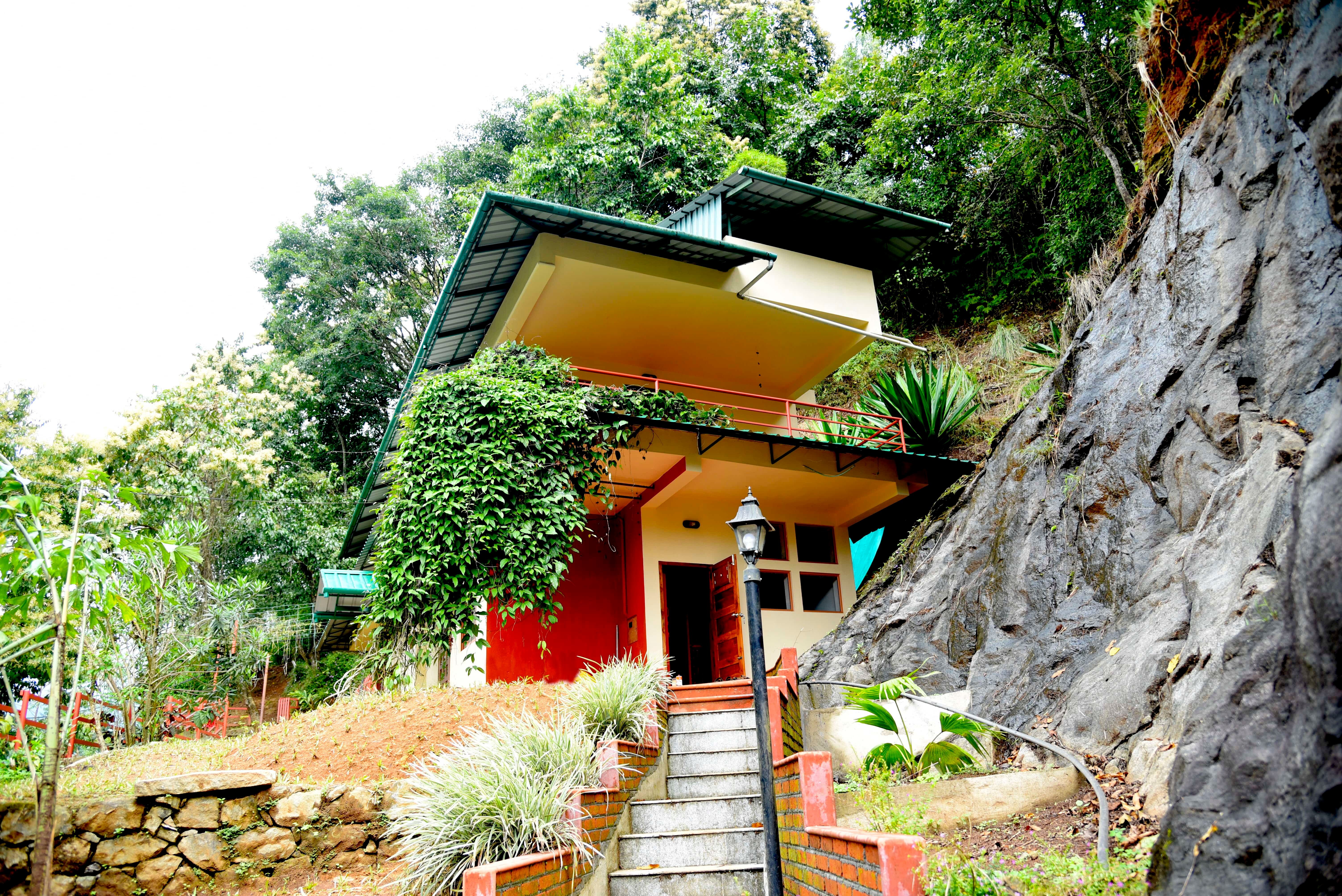 Jade Munnar-官方