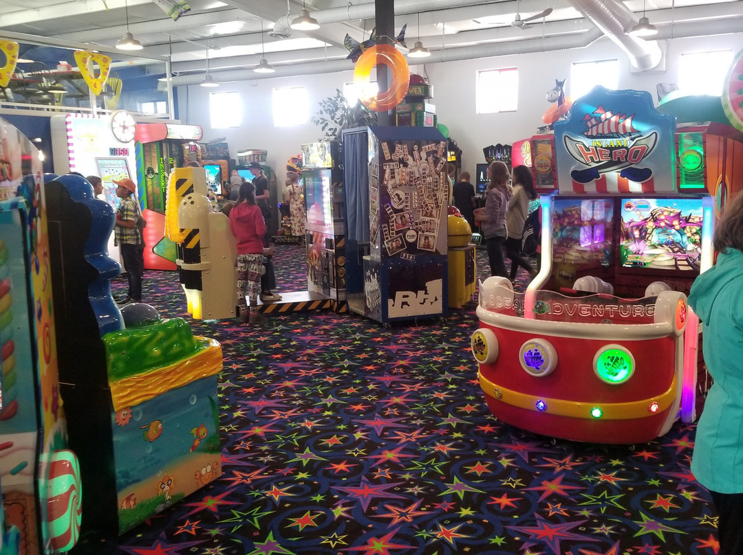 Duffy's Fun Center-布鲁克斯必去景点